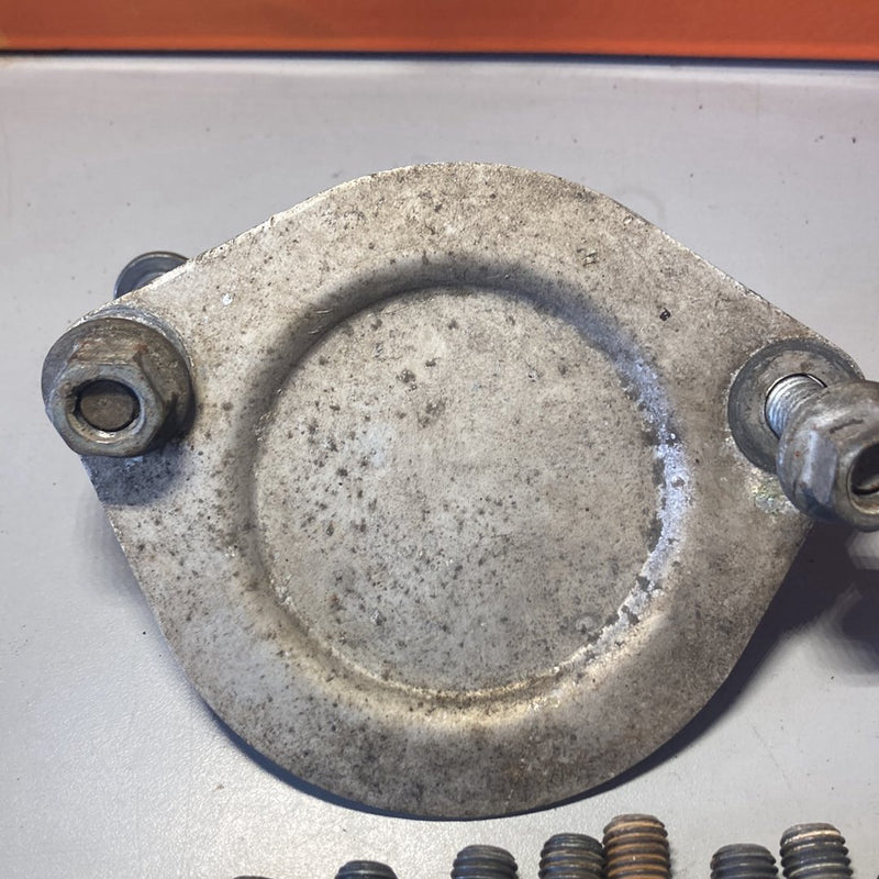 2003-2007 BMW 545i E60 Bell Housing Hardware ZF Transmission OEM #4991M