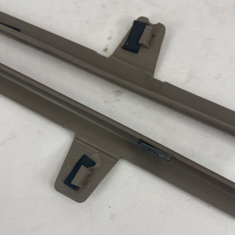 1995-1998 Chevrolet Silverado 2500 GMT400 A Pillar Trim 15959438 15959437 OEM