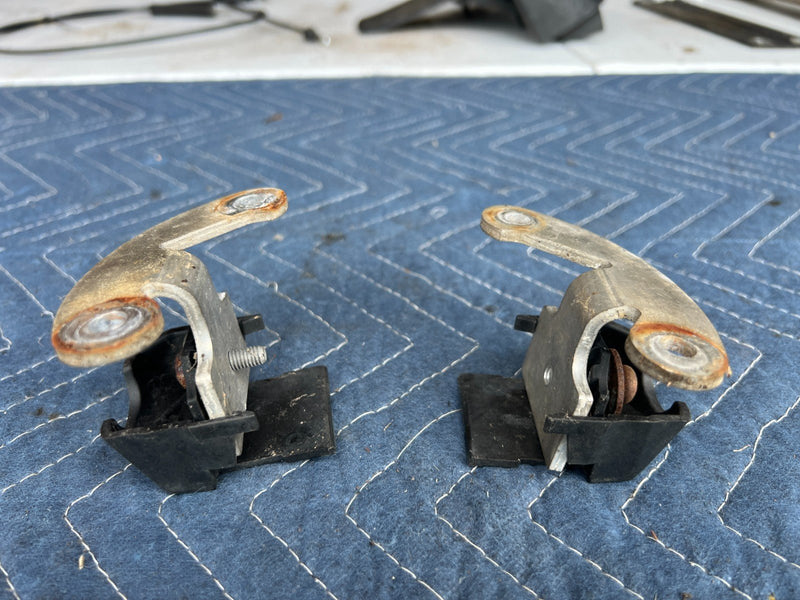 2005-2011 Audi A6 Front Left Right Bumper Impact Bar Support Bracket OEM #3423EM