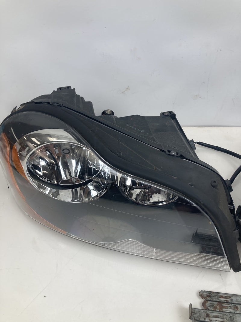 2005 Volvo XC90 I 275 Headlight Set Assembly Pair LH RH 00070336 00029606 #4840M