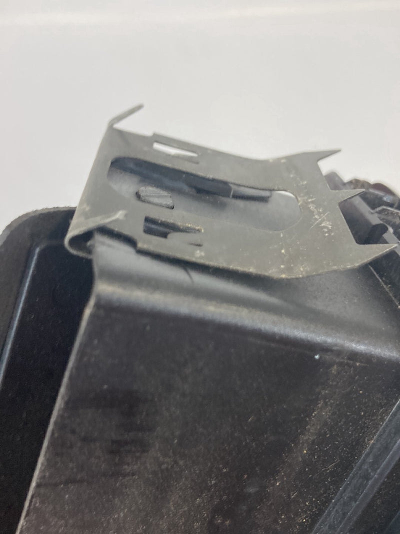 1992 Volvo 940 944 - Dash Vent PN: 9407692 9407691