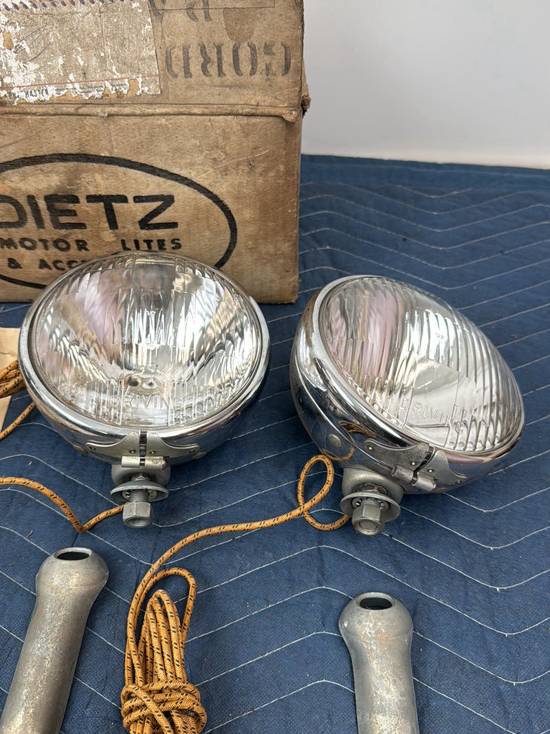 1950 - Headlight Set