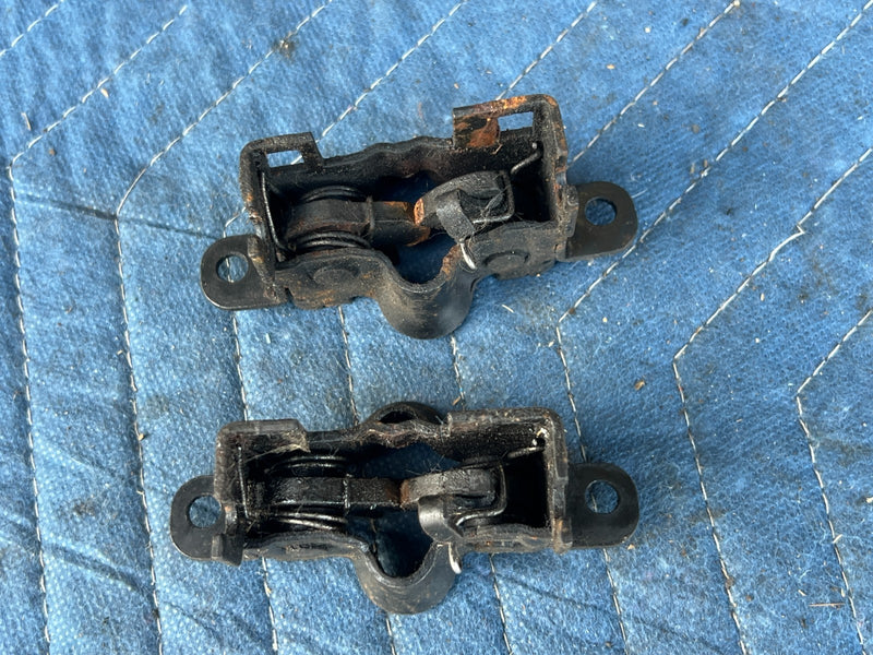 1996-2003 Mercedes W210 E320 Hood Latch Catch Hardware Engine Bonnet OEM #4675EM