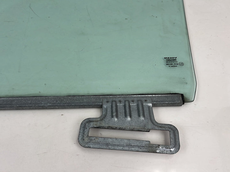1986-1993 Volvo 240 244 Front Passenger Right Window Glass 43R-001105 OEM #5581EM