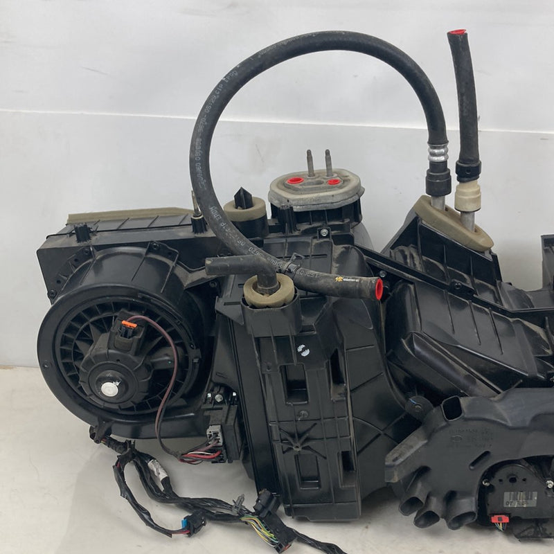2007-2014 Chevrolet Silverado GMT900 HVAC Box Heater Core 25877793 OEM #5333M