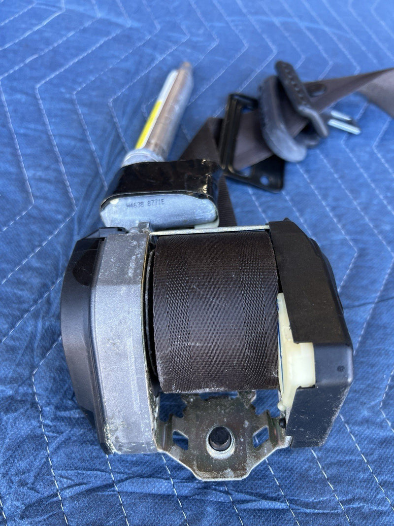 1998-2003 Jaguar XJR XJ8 Passenger Front Right Seat Belt Retractor OEM #4627E