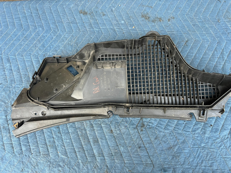 1998-2003 Mercedes W210 E320 Windshield Wiper Cowl Cover Trim Screen OEM #4663EM