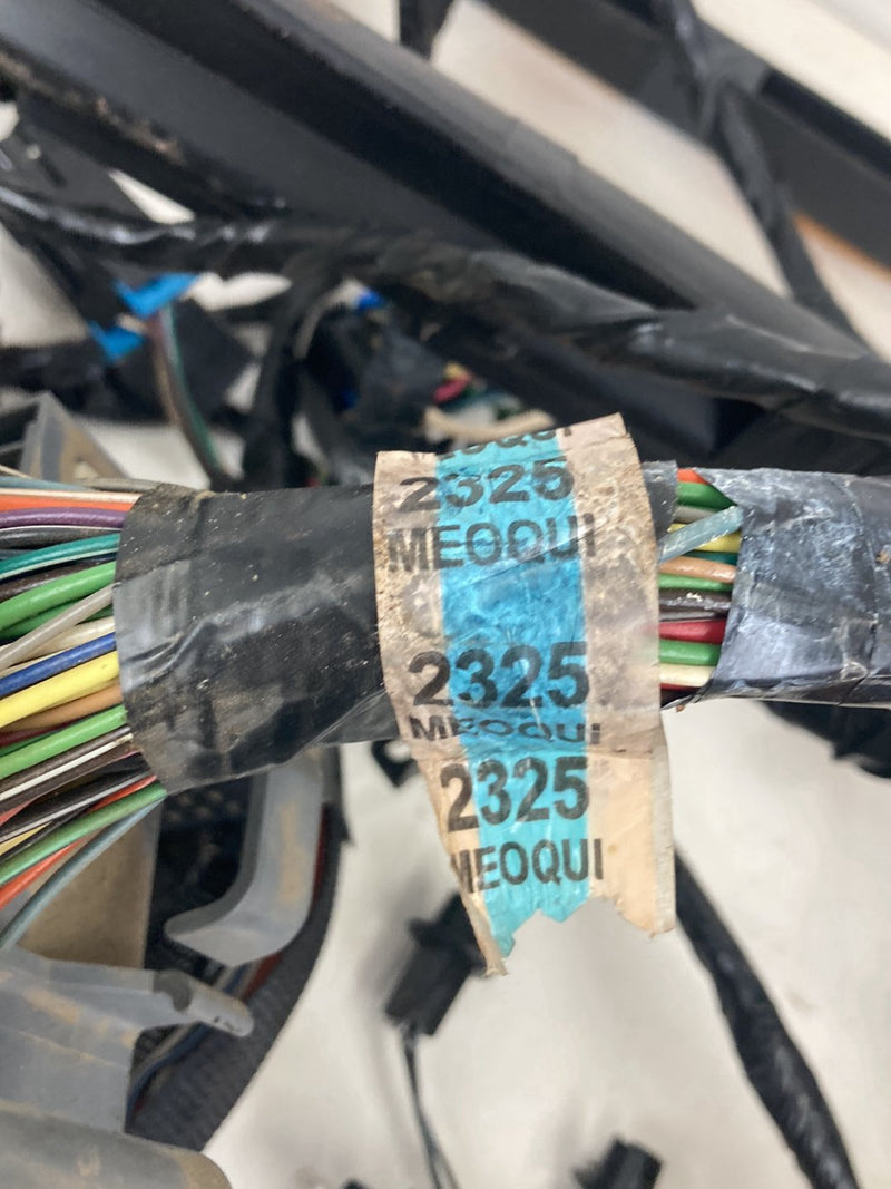 1995-1998 Chevrolet Silverado 2500 GMT400 Dash & Body Wiring Harness OEM