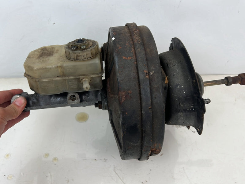 1983-1985 Porsche 944 Brake Booster Master Cylinder w/ Reservoir OEM #5662EM