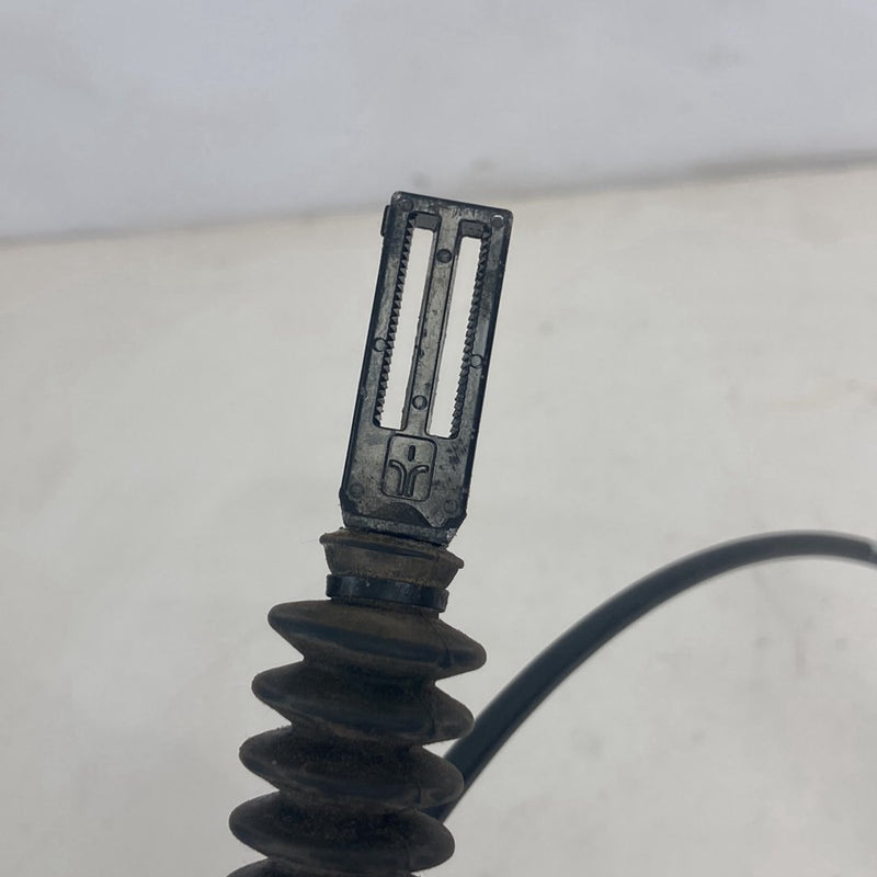 1995-1998 Chevrolet Silverado 2500 GMT400 Automatic Shifter Cable 15037353 OEM