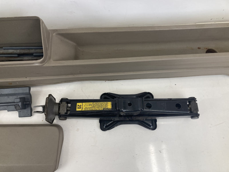 1995-1998 Chevrolet Silverado 2500 GMT400 Jack & Tool Kit Box Assembly OEM