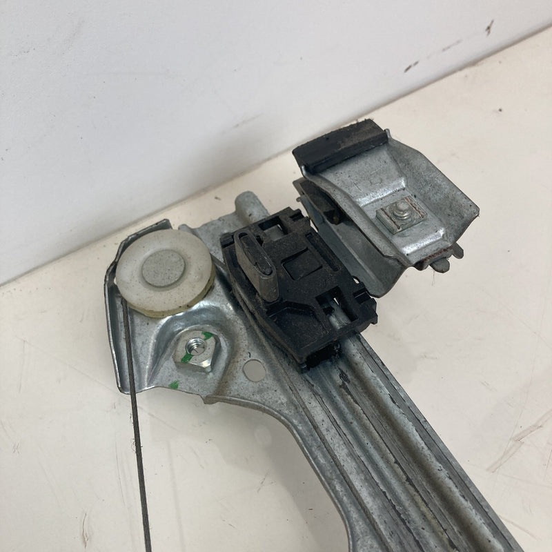 2014-2020 Chevrolet Silverado 1500 Front Right Window Regulator OEM #5575M