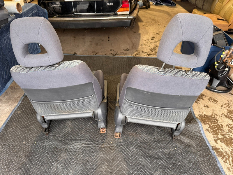 1998-2000 Toyota RAV4 Front Seat Set Pair LH RH Bucket Seats OEM #2309CN