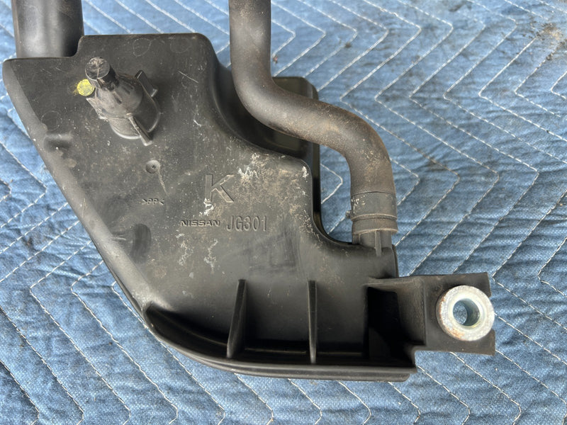 2008-2010 Nissan Rogue Engine Air Intake Cleaner Resonator JG301 OEM #2064CN