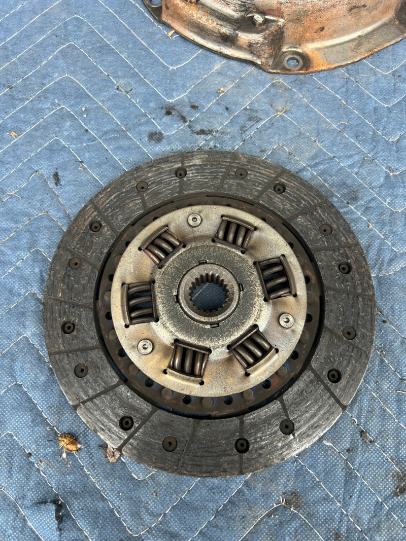1985-1988 Suzuki Samurai SJ413 Clutch Disc 22100-83021 OEM