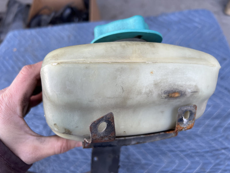 Volvo 240 - Coolant Overflow Reservoir PN: 463604