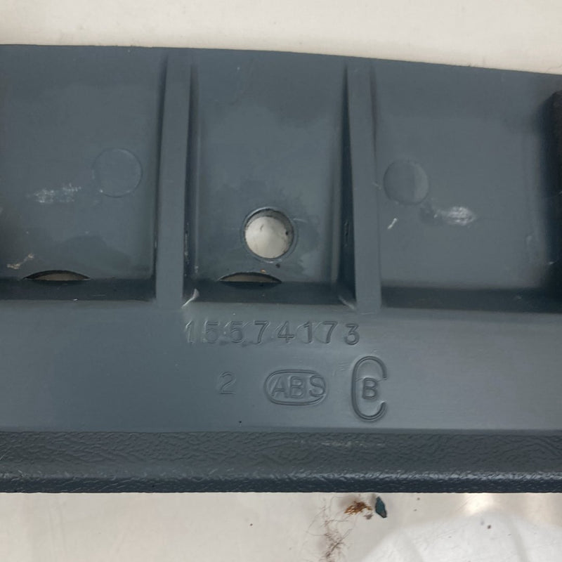 1996 Chevrolet Silverado GMT800 - Jack & Tool Kit