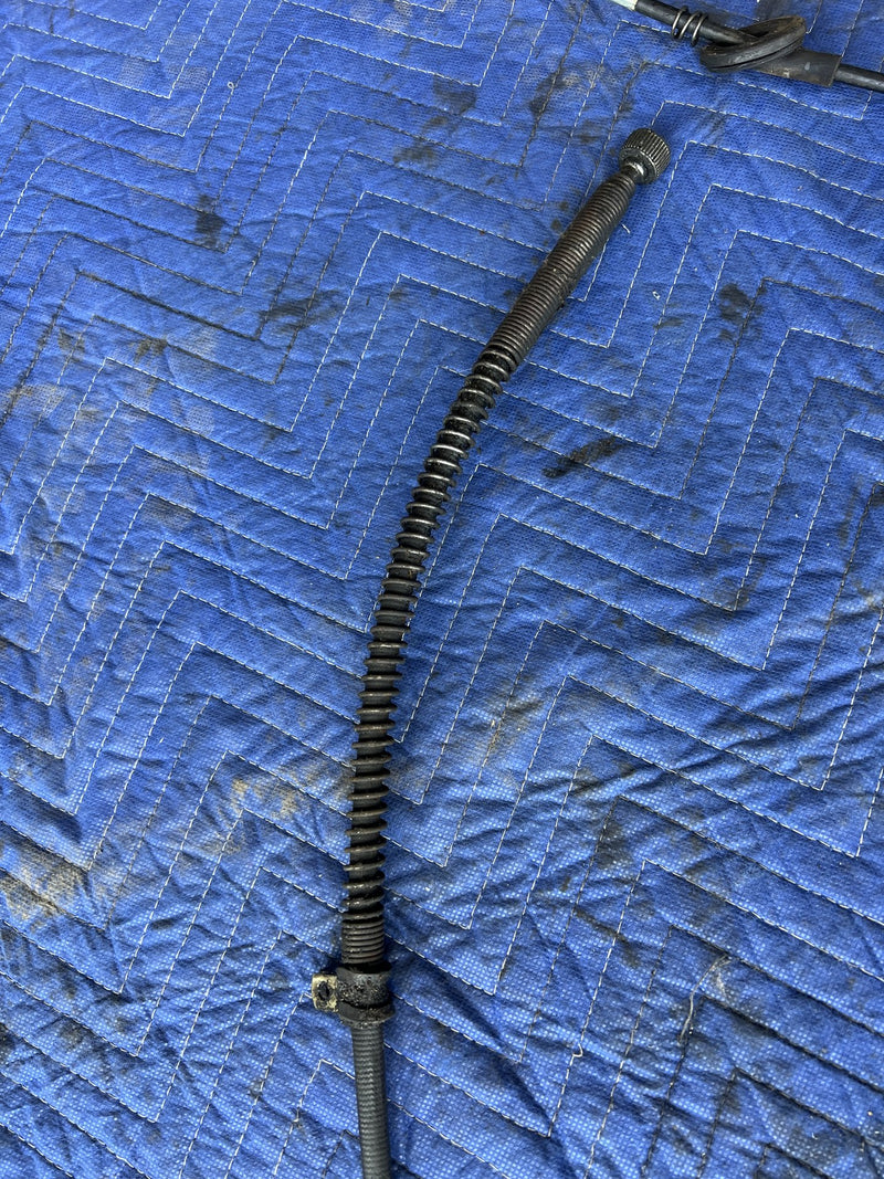 Volvo 240 - Speedometer Cable