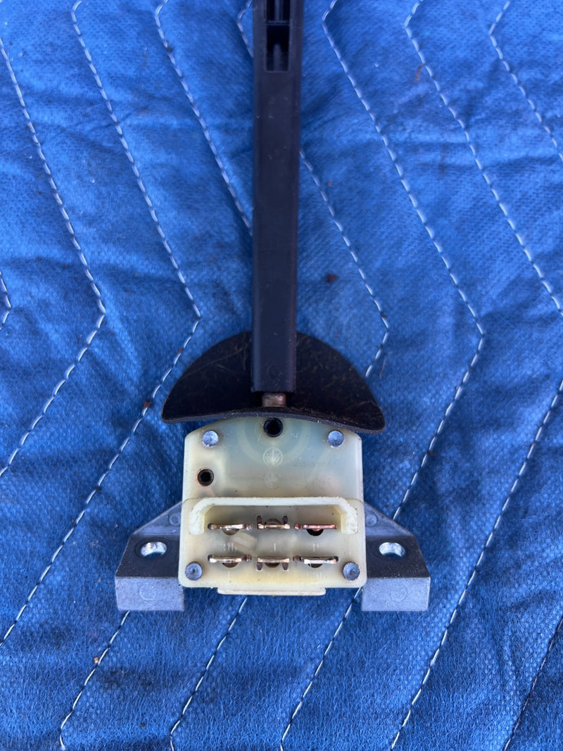 1986-1993 Volvo 240 244 Sedan Wiper Control Switch Stalk 66092107 OEM #4255EM
