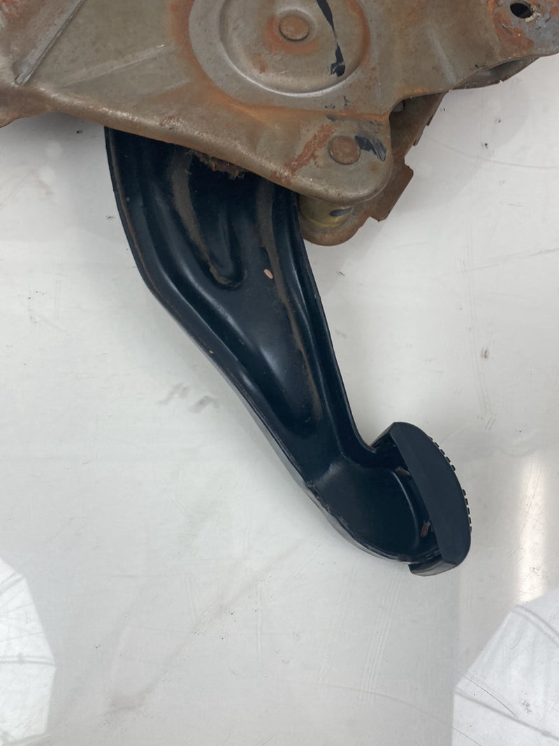 1996 Chevrolet Silverado GMT800 - Emergency Brake Pedal