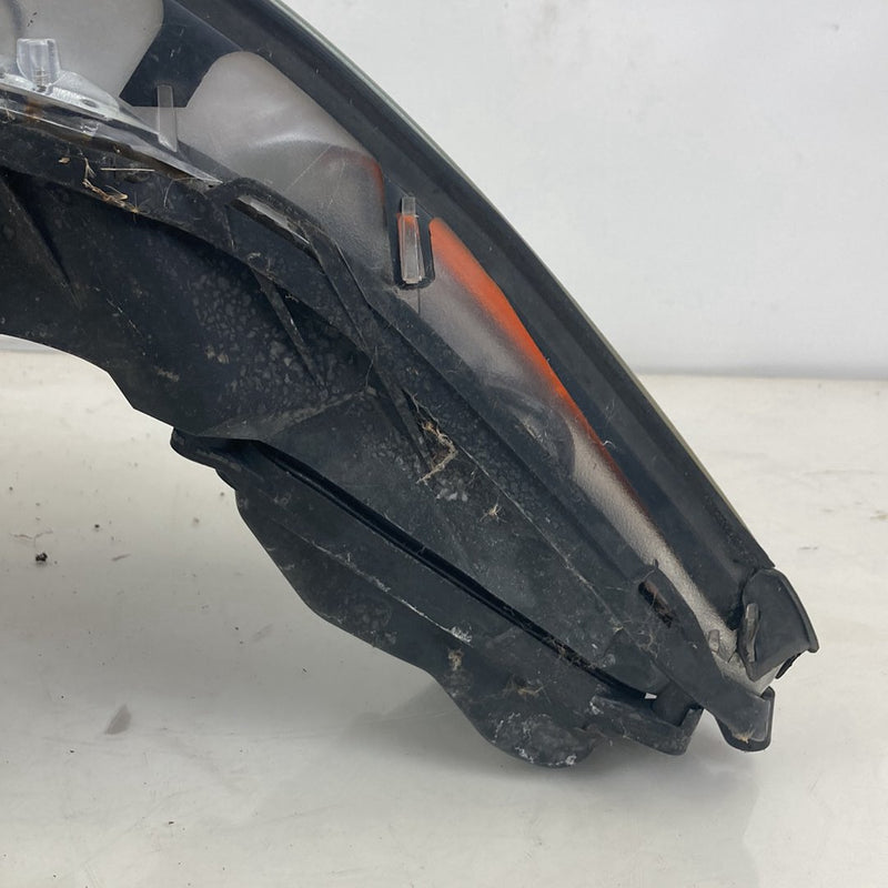 2002-2005 Lincoln Town Car Signature Headlight Assembly Left OEM #5144M