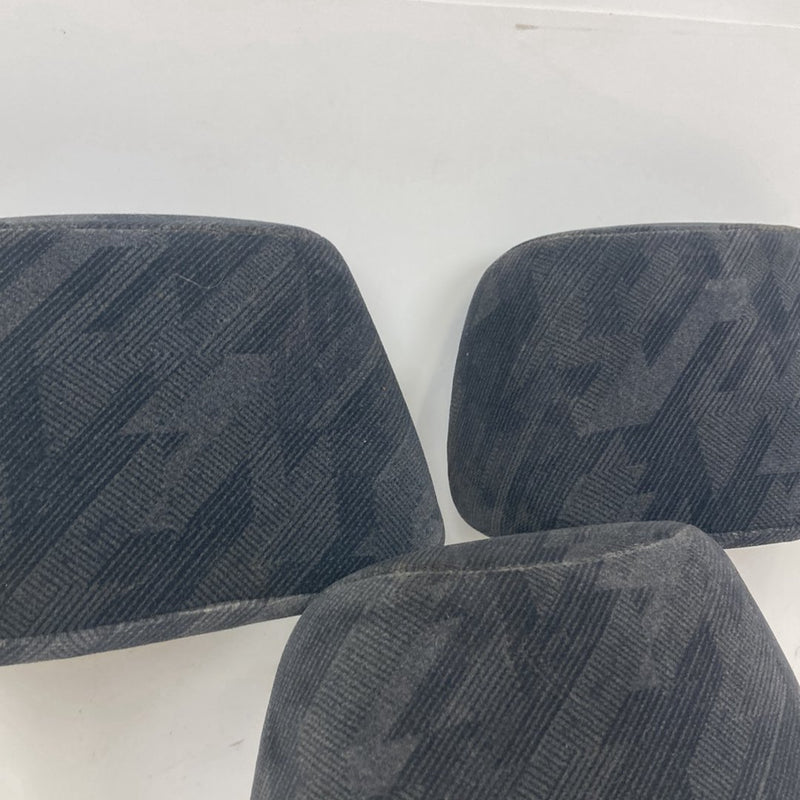 2002-2004 Honda CR-V RD2 Headrest Set Rear OEM #5095M
