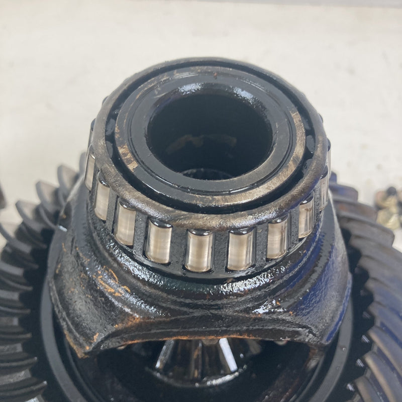 1981-1985 Volvo 240 245 Rear Axle Differential Gear Set 3.31:1 Gear Ratio OEM
