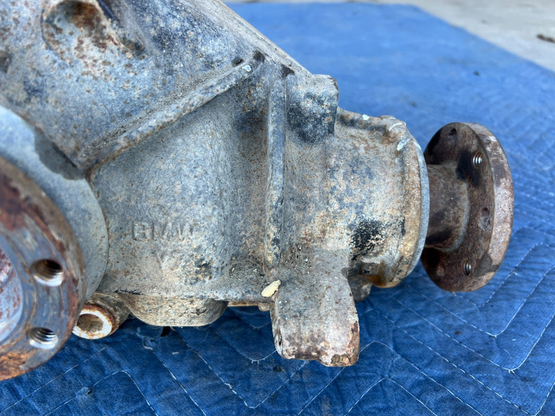 2000-2005 BMW 330xi 325xi E46 Rear Differential 3.23 Manual Trans OEM #4842EM