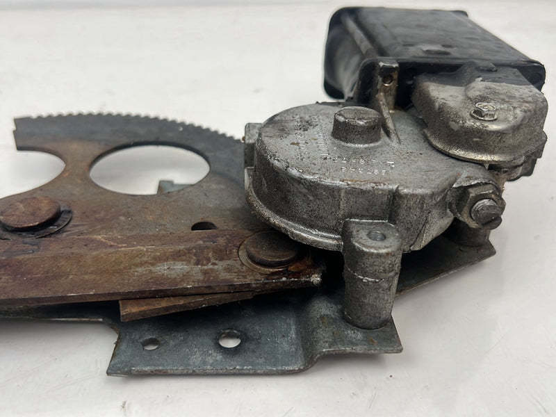1976-1979 Cadillac Seville Rear Driver Left Window Regulator + Motor OEM #5598EM