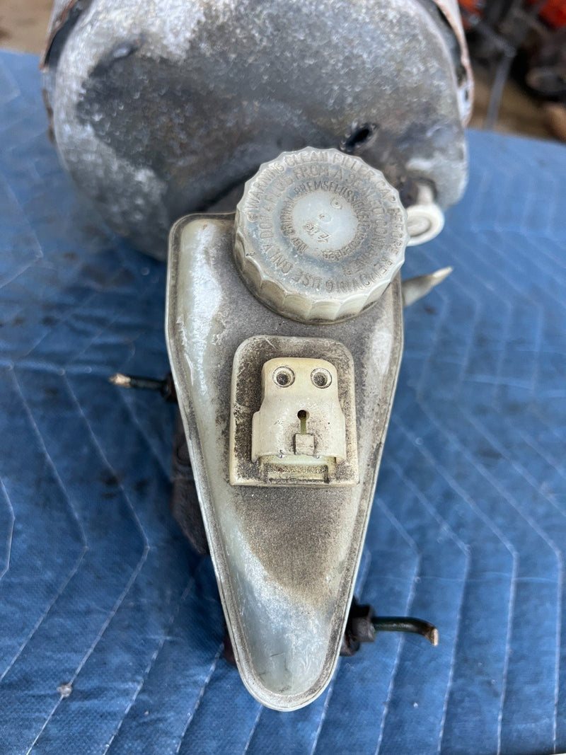 1989-1995 Volvo 740 940 Sedan Power Brake Booster & Master Cylinder OEM #3739EM