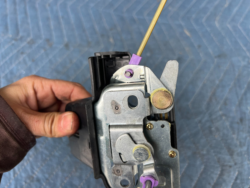 2002-2006 Toyota Camry Rear Trunk Deck Lock Latch Release Actuator OEM #5004EM