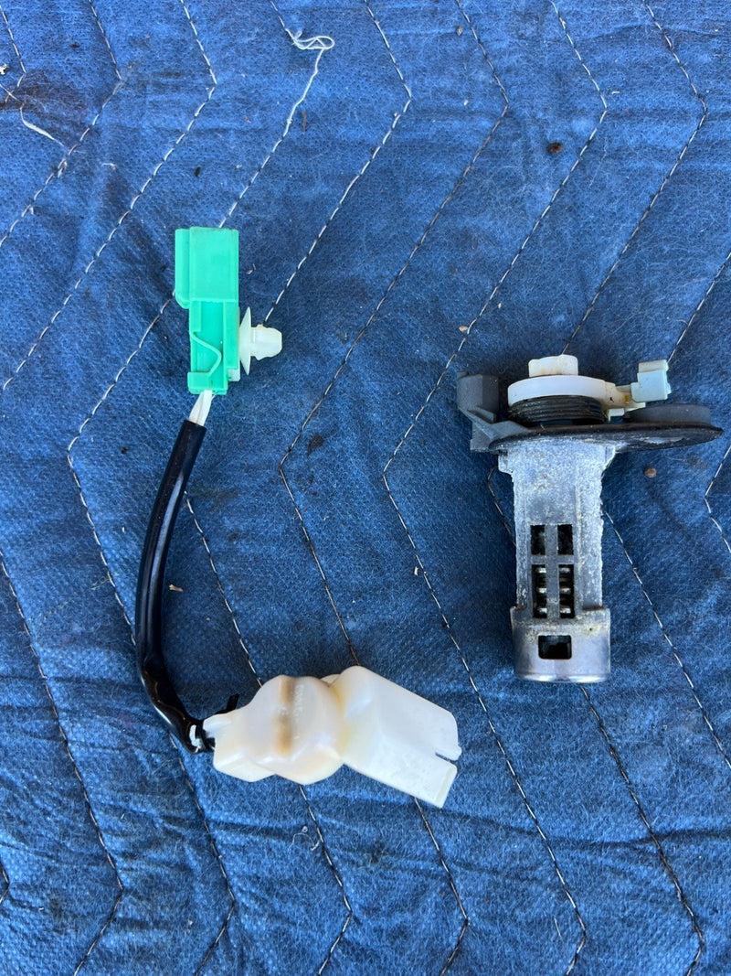 1998-2002 Honda Accord Trunk Lock Electronic Assembly 980924 no key OEM #2024CN
