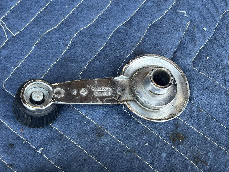 1973 Volvo 140 142 - Window Manual Crank PN: 688496