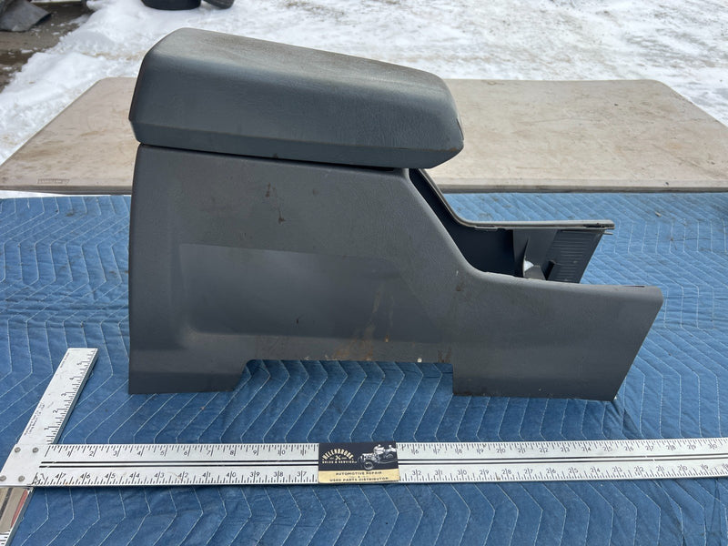 1989-1995 Volvo 740 940 Sedan Center Console Assembly Arm Rest Gray OEM #3709EM