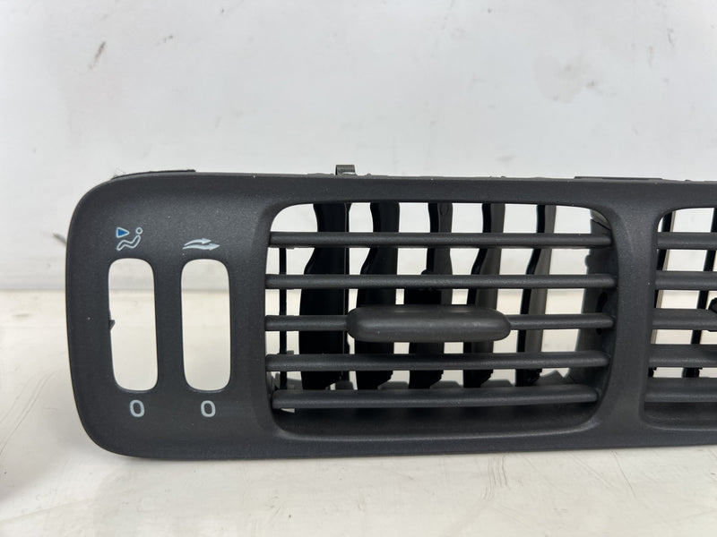 1998-2000 Volvo S70 V70 XC Right Left Dash HVAC AC Heat Air Vent Set OEM #6862EM