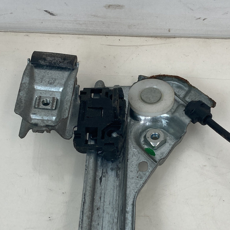 2014-2020 Chevrolet Silverado 1500 Front Right Window Regulator OEM #5576M