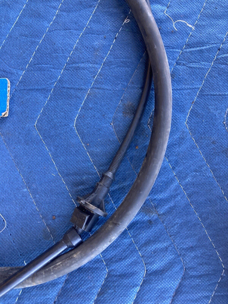 1997-2002 Jeep Wrangler TJ Throttle Cable 2.5 Manual OEM #3285M
