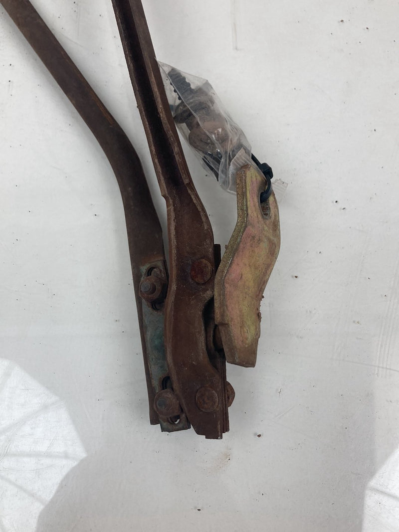 1996 Chevrolet Silverado GMT800 - Wiper Linkage
