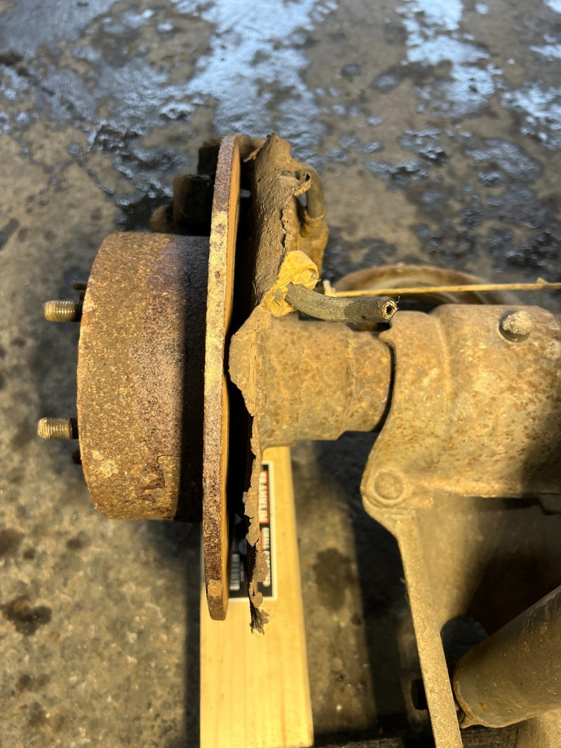 1992-1995 Volvo 940 740 Complete Rear Axle Differential Assembly OEM #3300EM