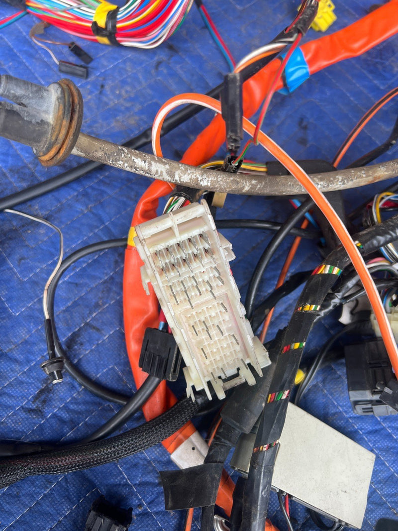 1992-1995 Volvo 940 740 Complete Engine Bay & Body Wiring Harness OEM #3292EM
