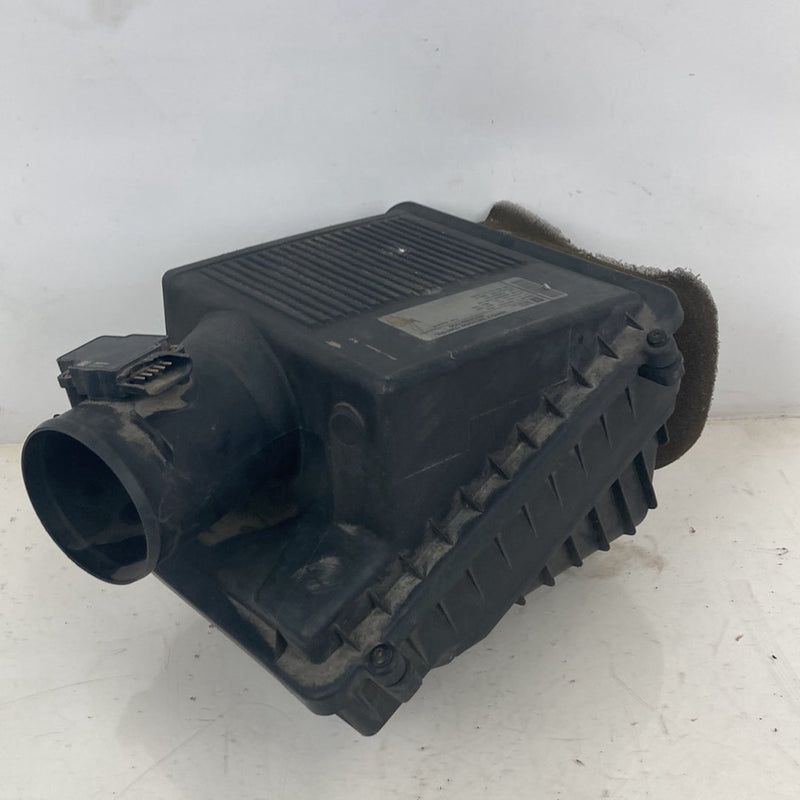 2007-2014 Chevrolet Silverado GMT900 Air Filter Housing Box MAF 1591464 #5337M