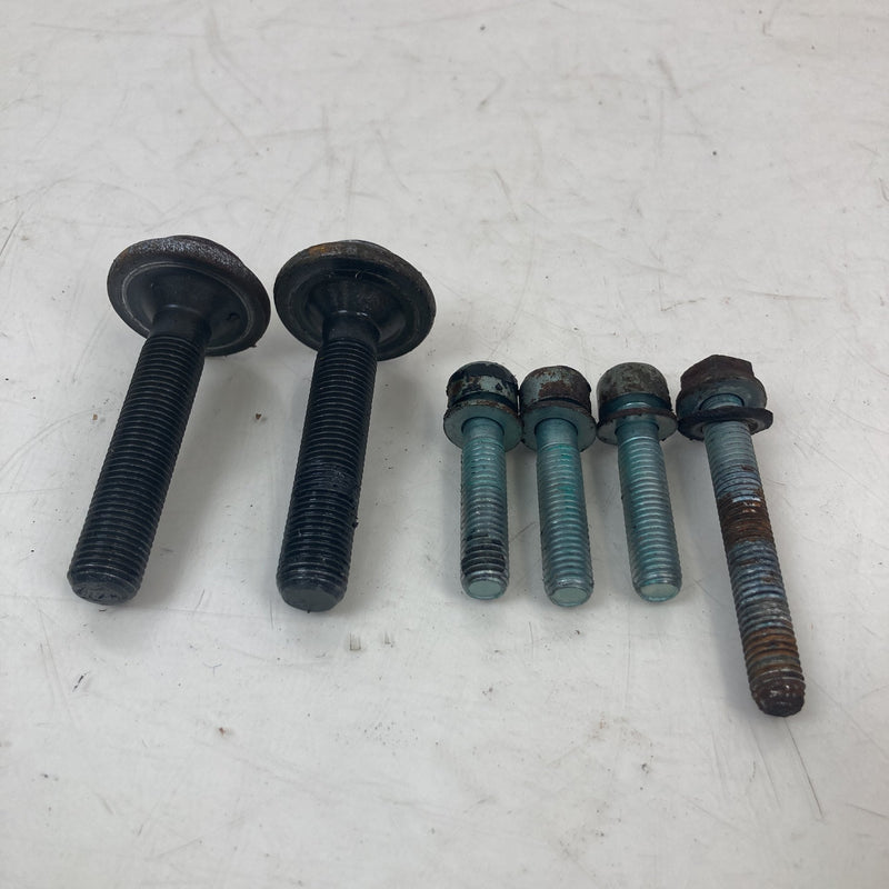 2001-2005 Volkswagen Passat Rear Differential Hardware Bolts VW #5508M