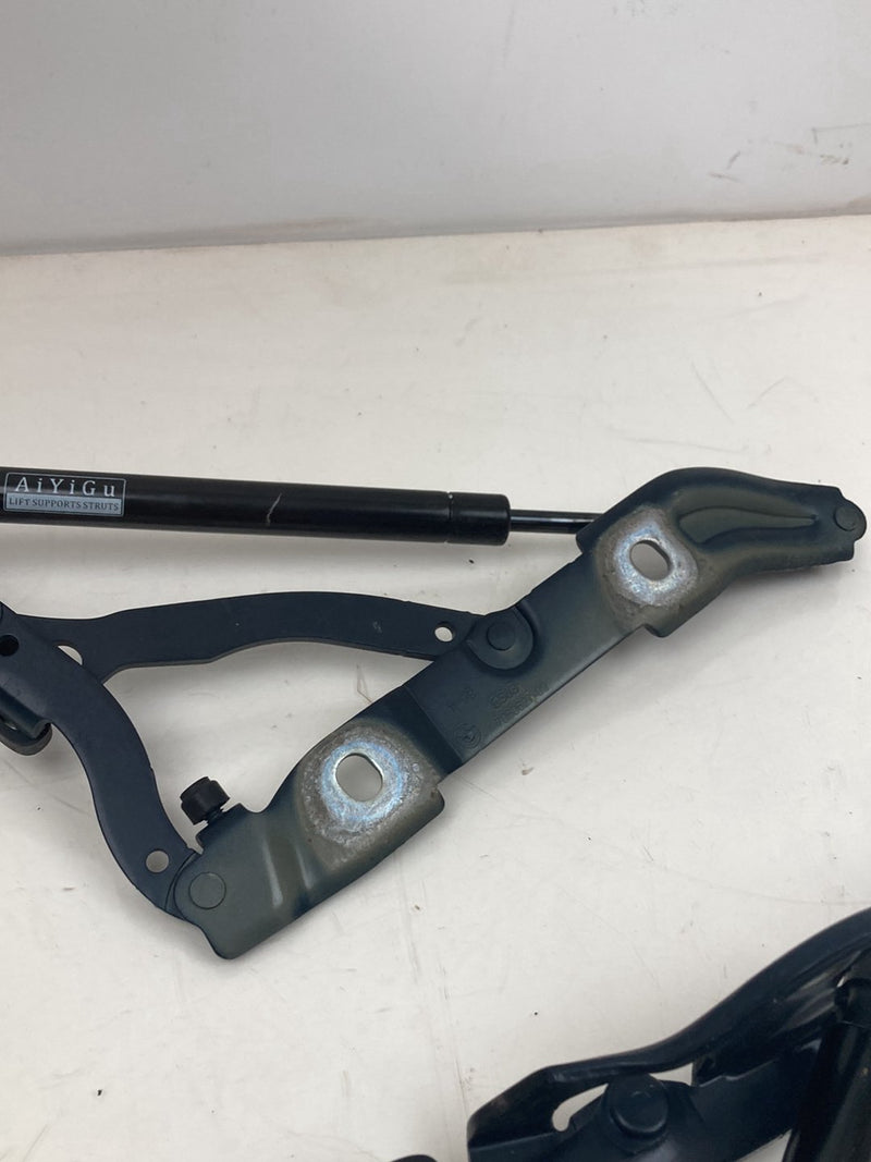 2009-2011 BMW 328i E90 Trunk Hinge Deck Lid Pair LH RH OEM #4770M