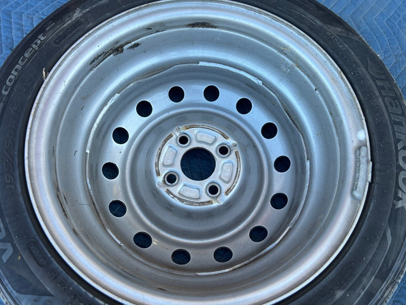 1985-1992 Volkswagen Golf Wheel Set 195/50R15 OEM