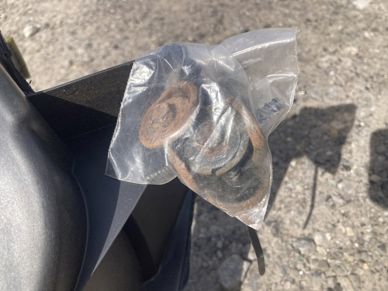 1996 Chevrolet Silverado GMT800 - Dash Duct PN: 15691490