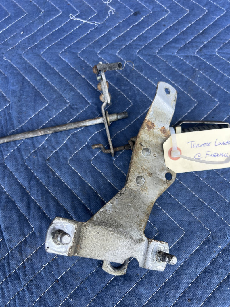 1973 Volvo 140 142 - Throttle Cable