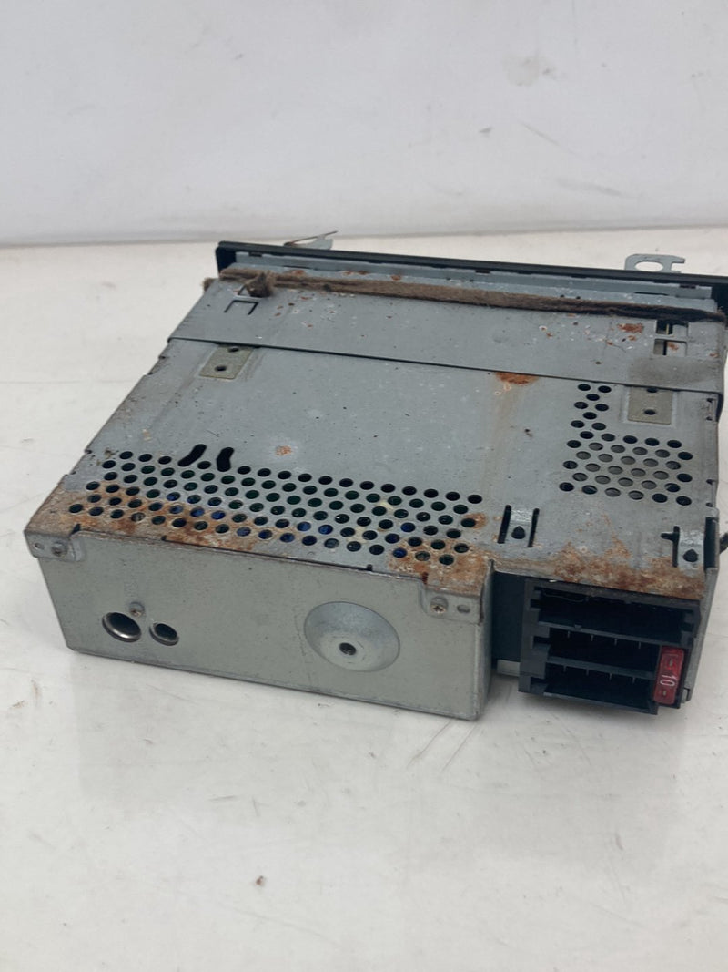 1999-2004 Land Rover Discovery II L550 Cassette AM FM Radio XQD101390LNF OEM #5054M
