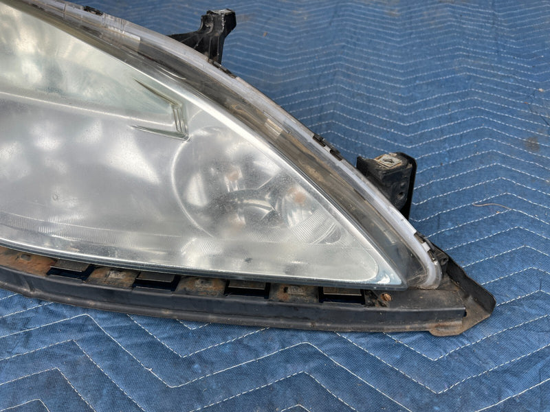 2003-2007 Honda Accord Right Passenger Headlight Assembly Lens Housing OE#1395CN