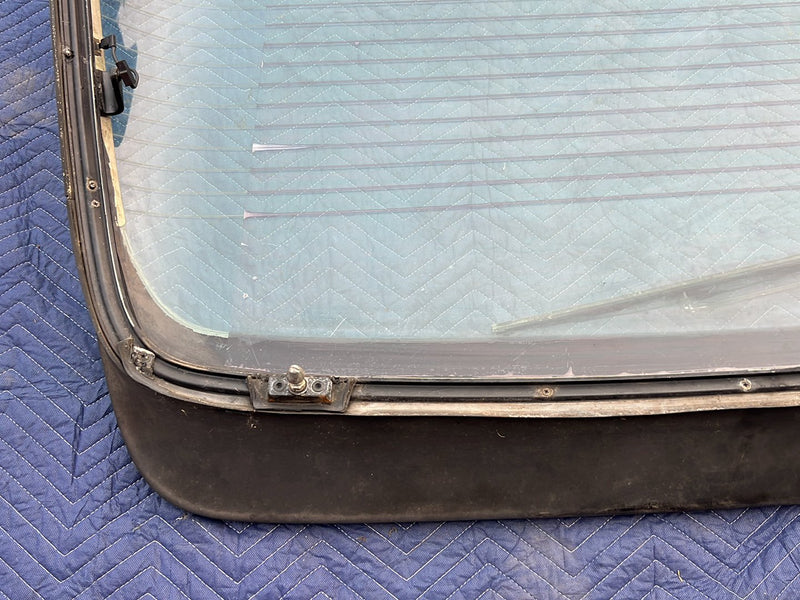 1983-1985 Porsche 944 Rear Hatch Windshield Window Glass Assembly OEM #5724EM