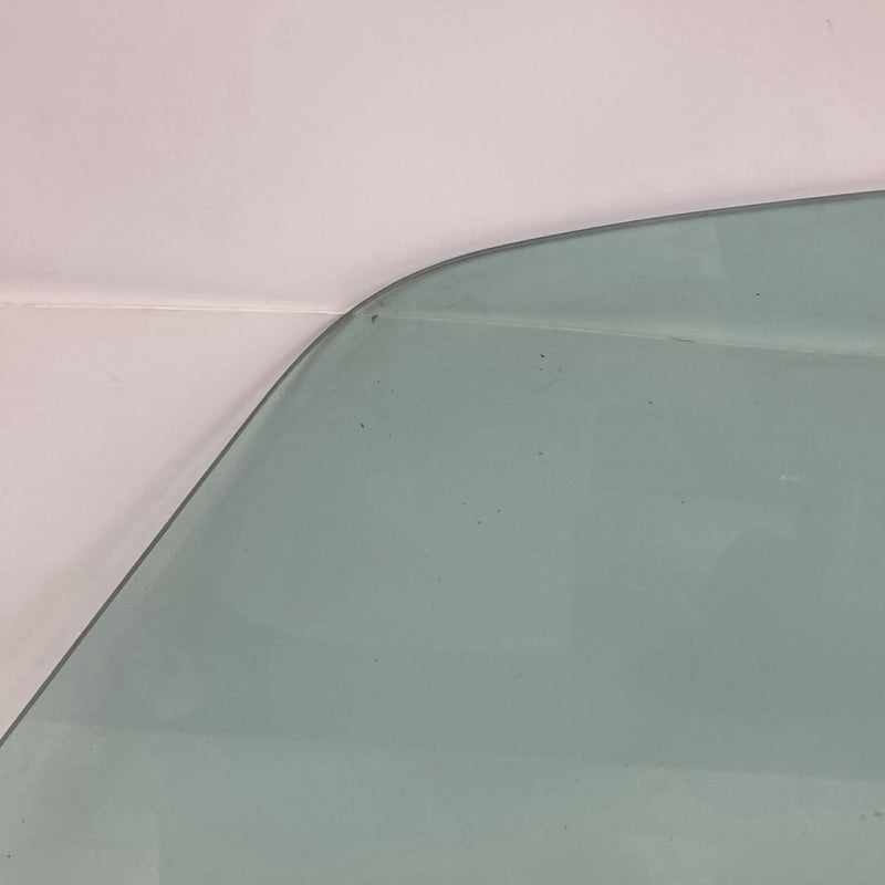 1975-1980 Volvo 244 Window Glass Front Left Driver 77202001 OEM #4898M